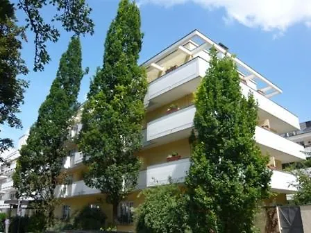 Hotel Biederstein Am Englischen Garten Μόναχο