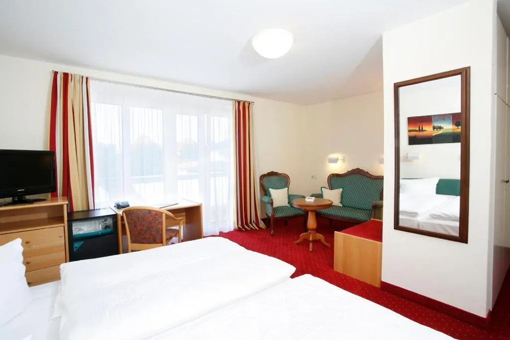 ***  Hotel Biederstein Am Englischen Garten Μόναχο Γερμανία